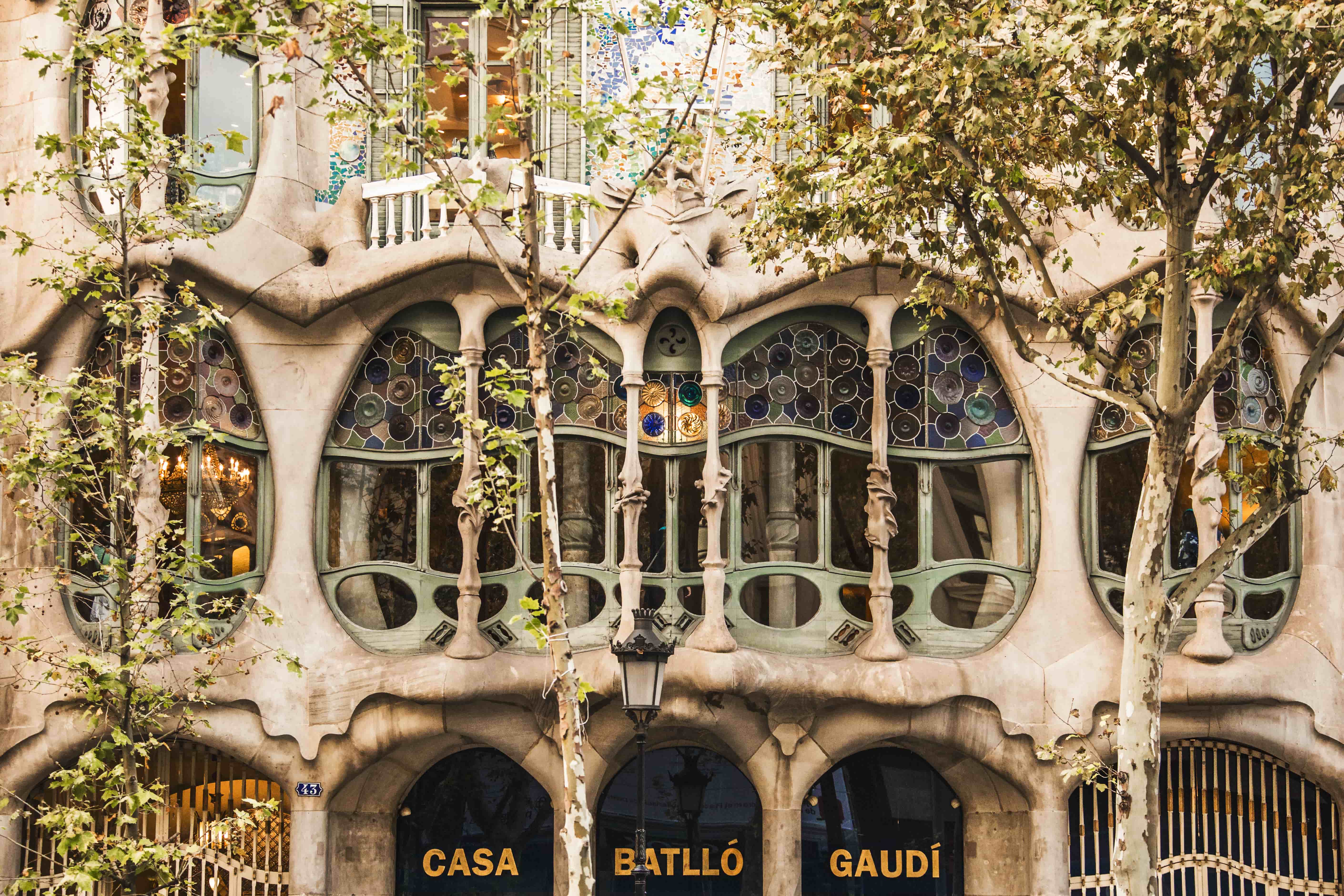 Barcelona Gaudi Expanish 